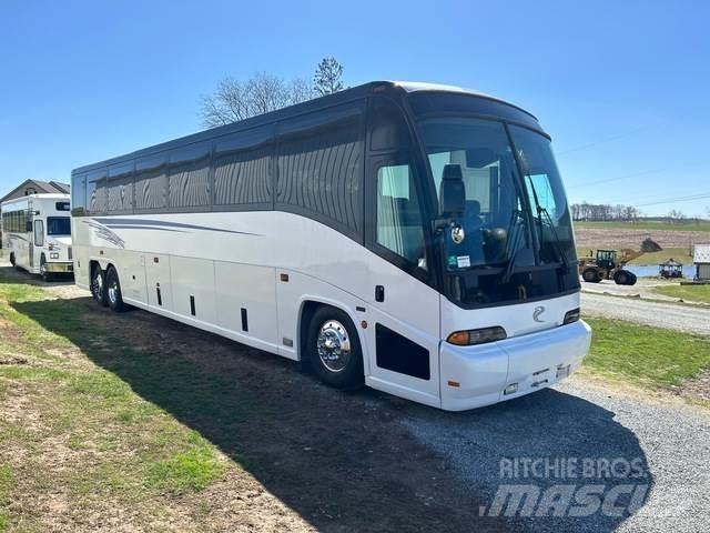 MCI 102-EL3 Mini buszok