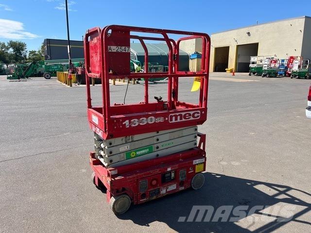 MEC 1330SE Ollós emelők