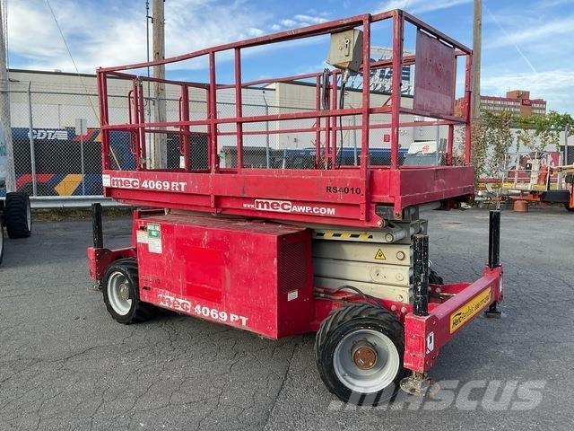MEC 4069RT Ollós emelők