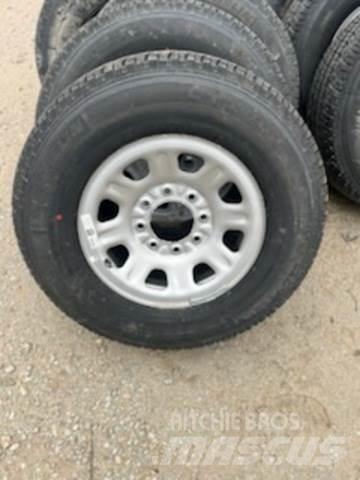 Michelin LTX Gumiabroncsok, kerekek és felnik