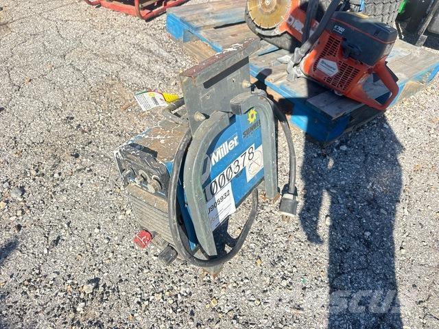 Miller CST-280 Heggesztő berendezések