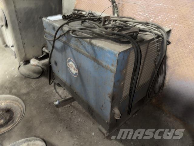 Miller SRH-444 Heggesztő berendezések