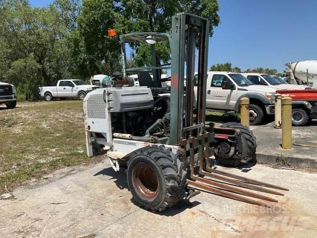 Moffett M5000 Teherautóra szerelt targonca