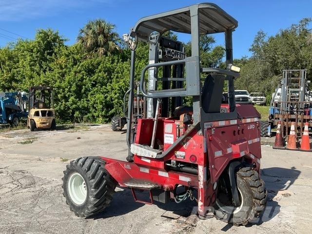 Moffett M5500 Teherautóra szerelt targonca