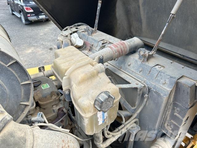 Moxy MT-41 Csuklósdömperek