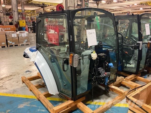 New Holland  Vezetőfülke és belső tartozékok