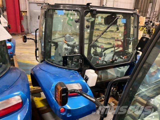 New Holland  Vezetőfülke és belső tartozékok