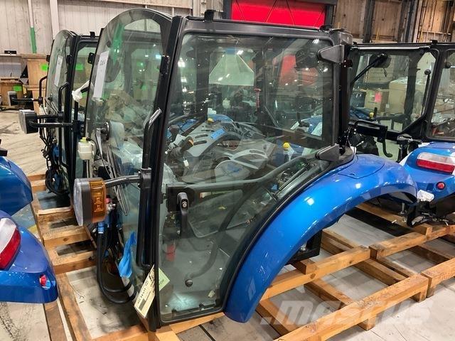New Holland  Vezetőfülke és belső tartozékok