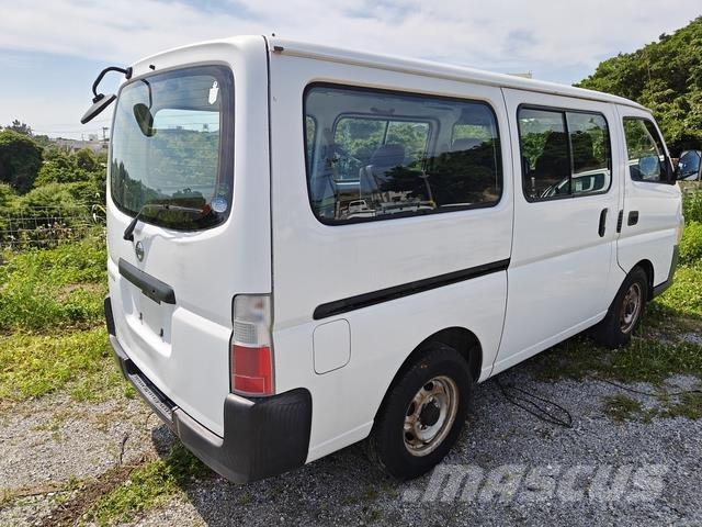 Nissan Caravan Mini buszok