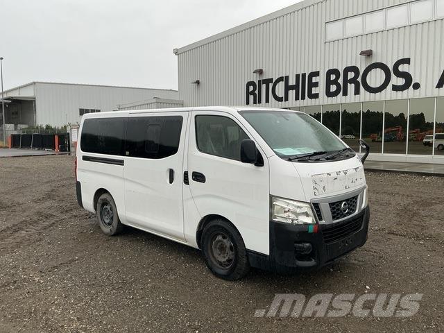 Nissan Caravan Mini buszok