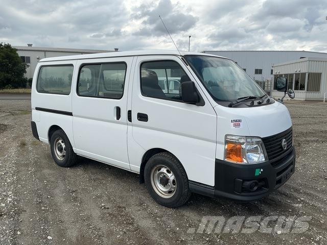 Nissan Caravan Mini buszok