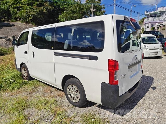 Nissan Caravan Mini buszok
