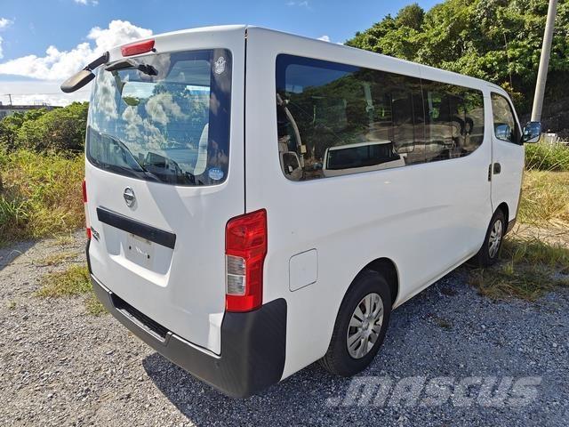 Nissan Caravan Mini buszok