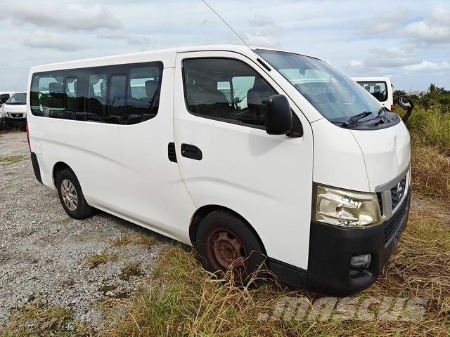 Nissan Caravan Mini buszok