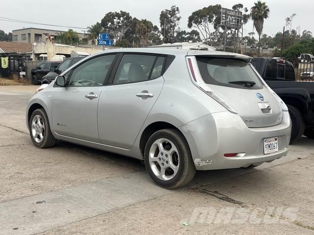 Nissan Leaf Kistehergépjárművek