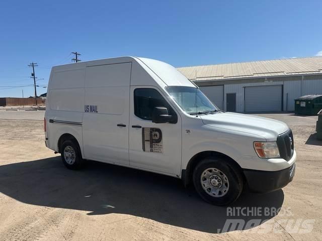 Nissan NV Transporterek