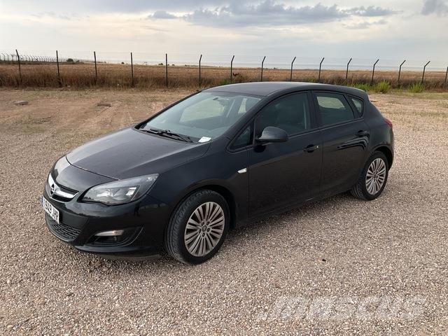 Opel Astra Kistehergépjárművek