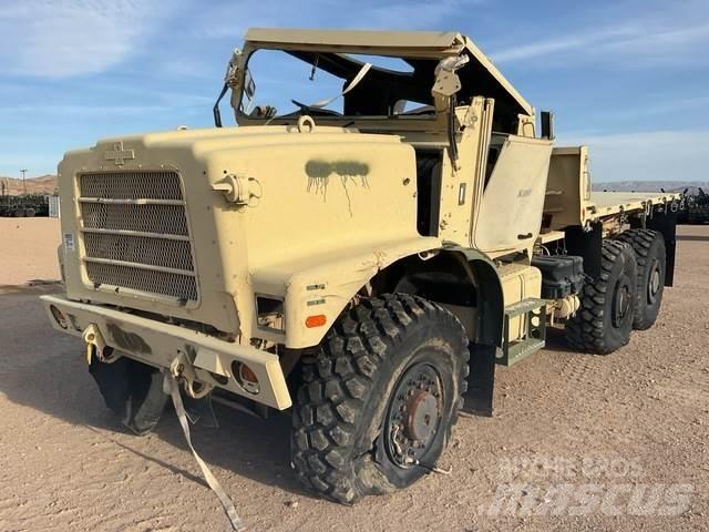 Oshkosh  Dobozos teherautók