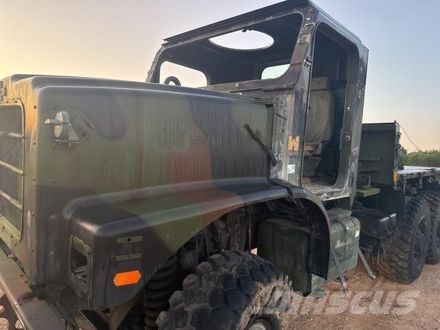 Oshkosh  Dobozos teherautók