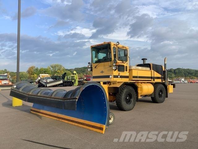 Oshkosh H2718 Hóeltakarítók
