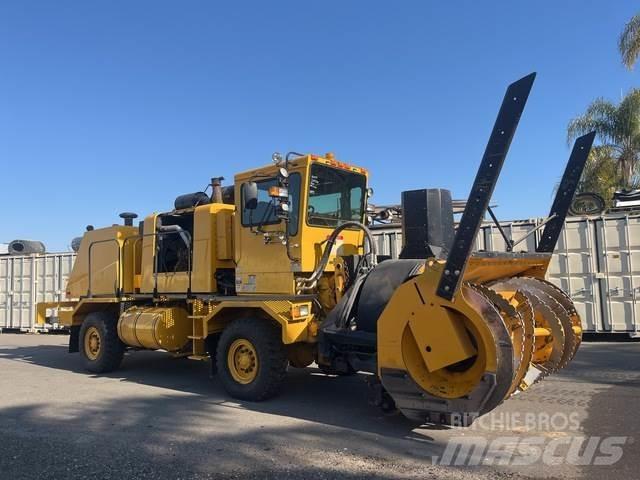 Oshkosh H2923B Hómarók