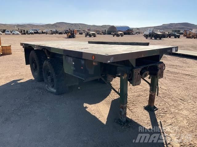Oshkosh MK14 Platós / Ponyvás pótkocsik