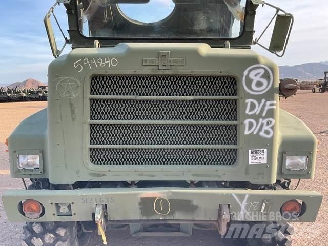 Oshkosh MK25 Dobozos teherautók