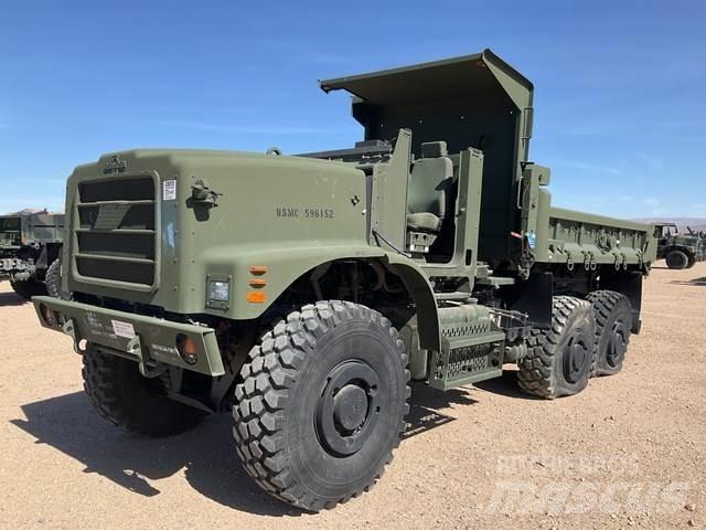 Oshkosh MTVR Billenő teherautók