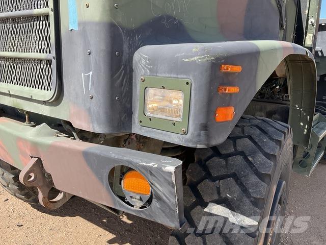 Oshkosh MTVR Dobozos teherautók