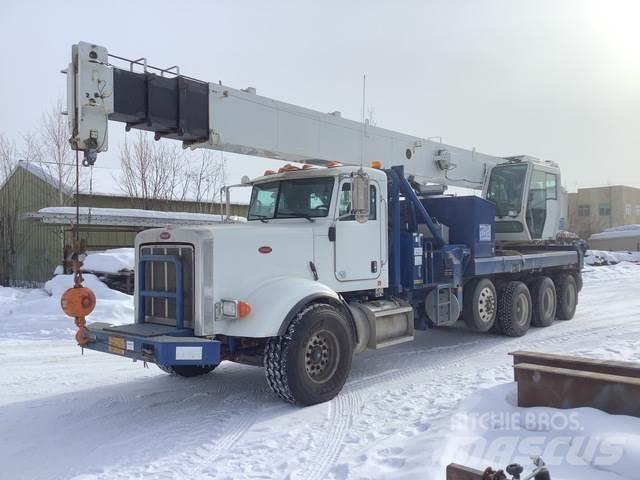 Peterbilt  Lánctalpas daruk