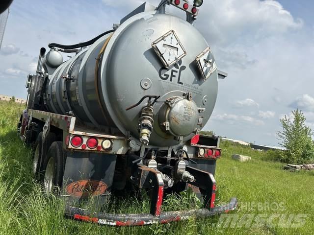 Peterbilt  Vákuum teherautok