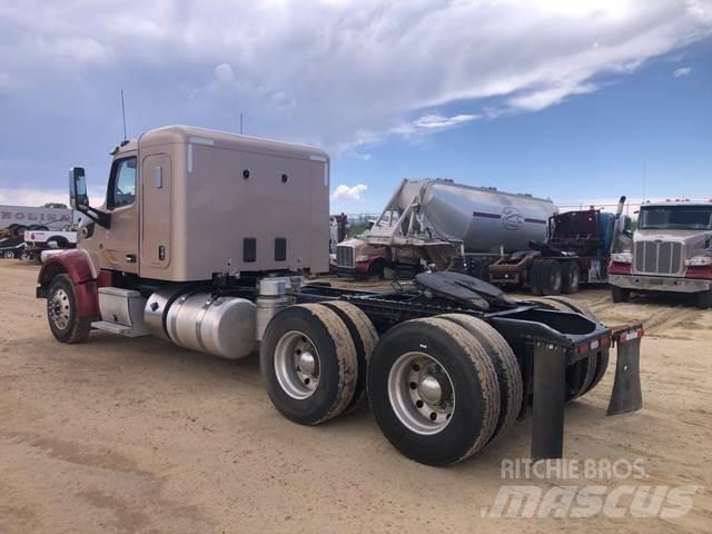 Peterbilt  Nyergesvontatók