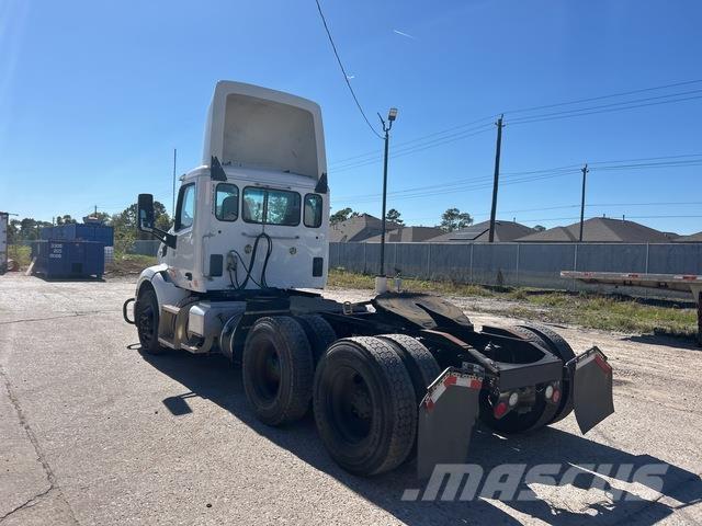 Peterbilt  Nyergesvontatók