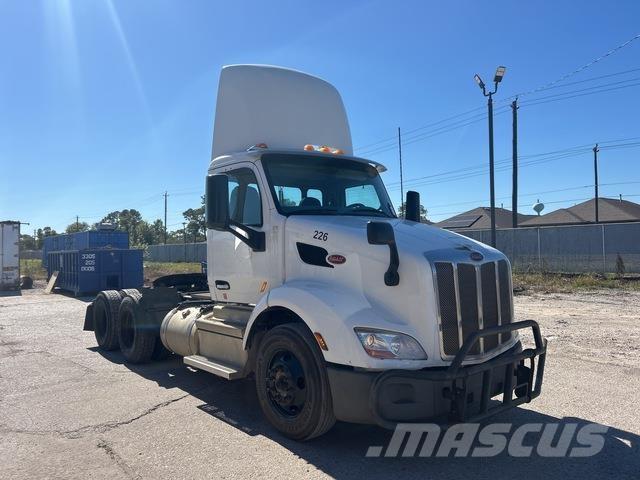 Peterbilt  Nyergesvontatók