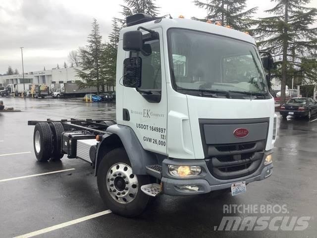 Peterbilt 220 Vezetőfülke és belső tartozékok