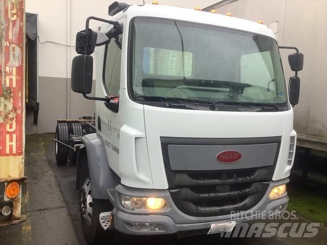 Peterbilt 220 Vezetőfülke és belső tartozékok