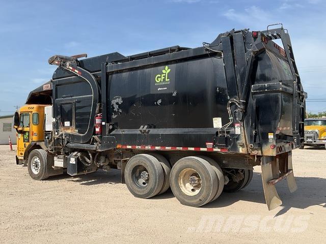 Peterbilt 320 Hulladék szállítók