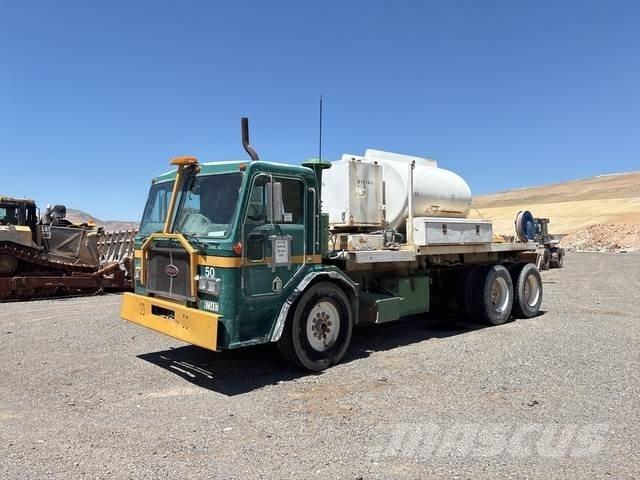 Peterbilt 320 Tartályos teherautók