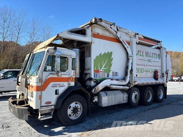 Peterbilt 320 Hulladék szállítók