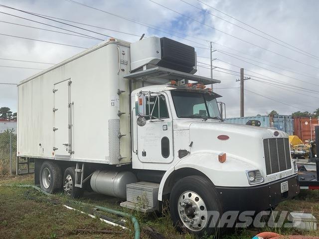 Peterbilt 330 Hűtős