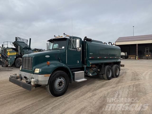 Peterbilt 330 Vízszállító teherautók