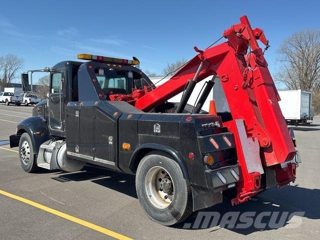 Peterbilt 335 Műszaki mentők