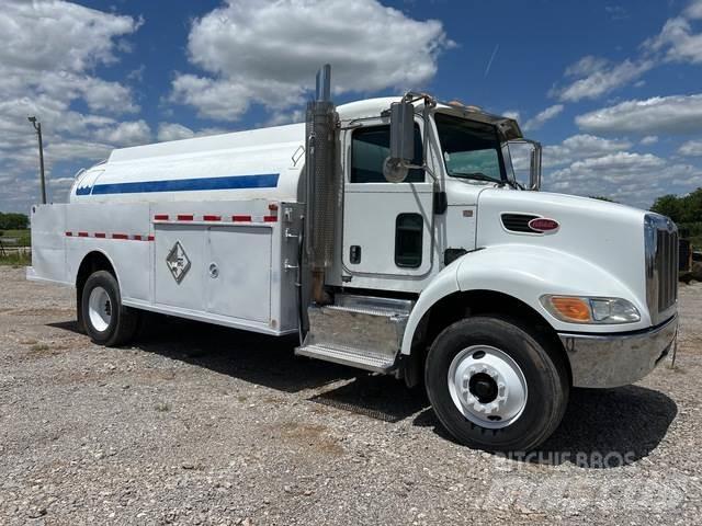 Peterbilt 337 Tartályos teherautók