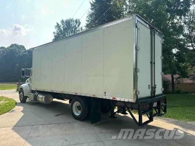 Peterbilt 337 Dobozos teherautók