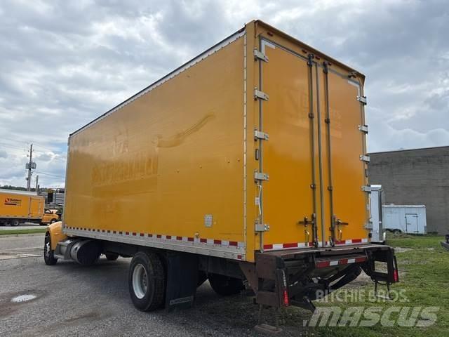 Peterbilt 337 Dobozos teherautók