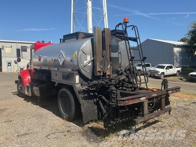 Peterbilt 337 Betonkeverők/Betonpumpák