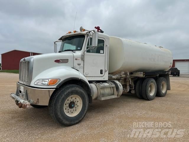 Peterbilt 348 Vízszállító teherautók
