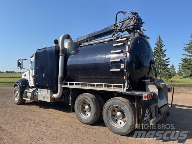 Peterbilt 348 Lánctalpas kotrók