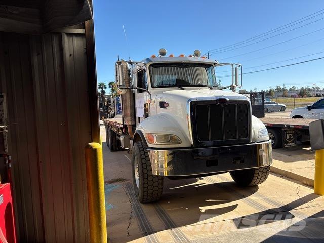 Peterbilt 348 Platós / Ponyvás teherautók