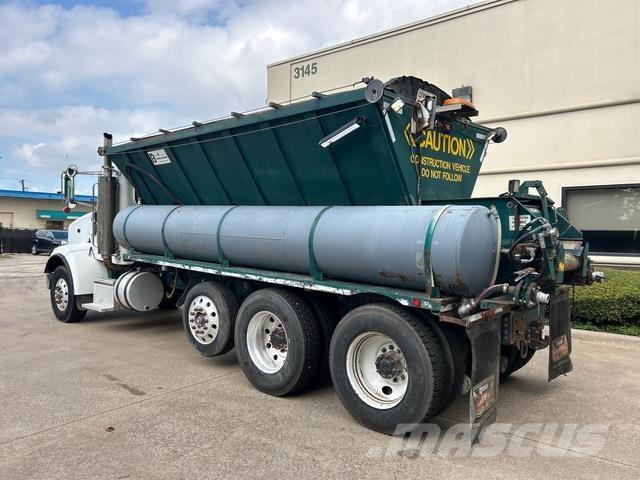 Peterbilt 357 Betonkeverők/Betonpumpák